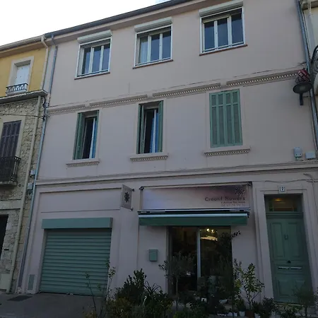 Paul Arene 2p Vieil Appartement